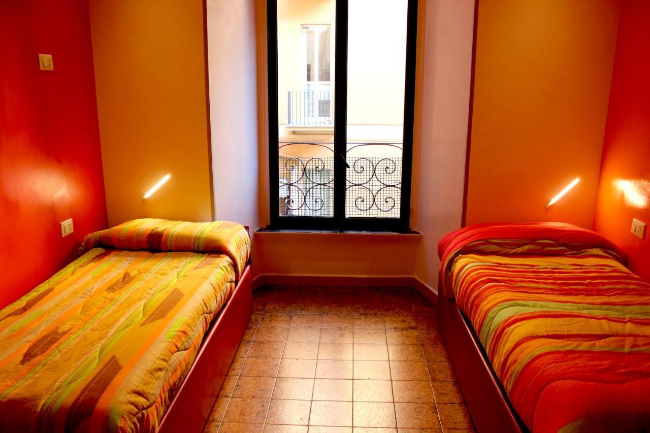 Legend R.G. Hostel Rome Exterior photo