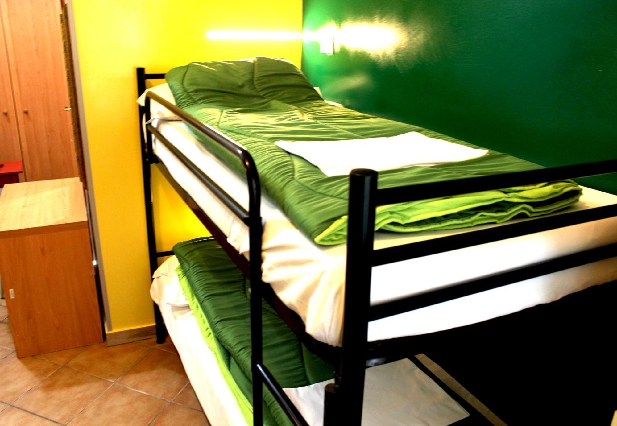 Legend R.G. Hostel Rome Exterior photo